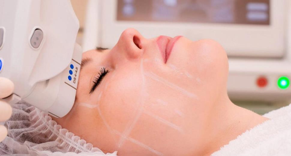 هایفوتراپی یزد برای لیفت صورت + بهترین نتیجه در مرکز زیبایی ارکیده یزد